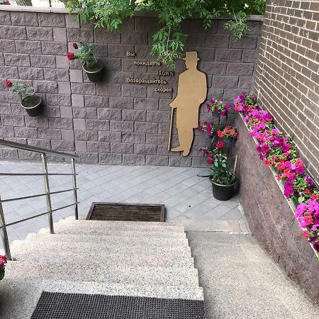 Brown Hotel Asztana Kültér fotó