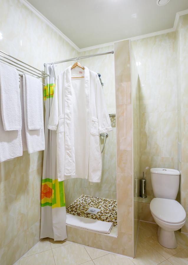 Brown Hotel Asztana Kültér fotó