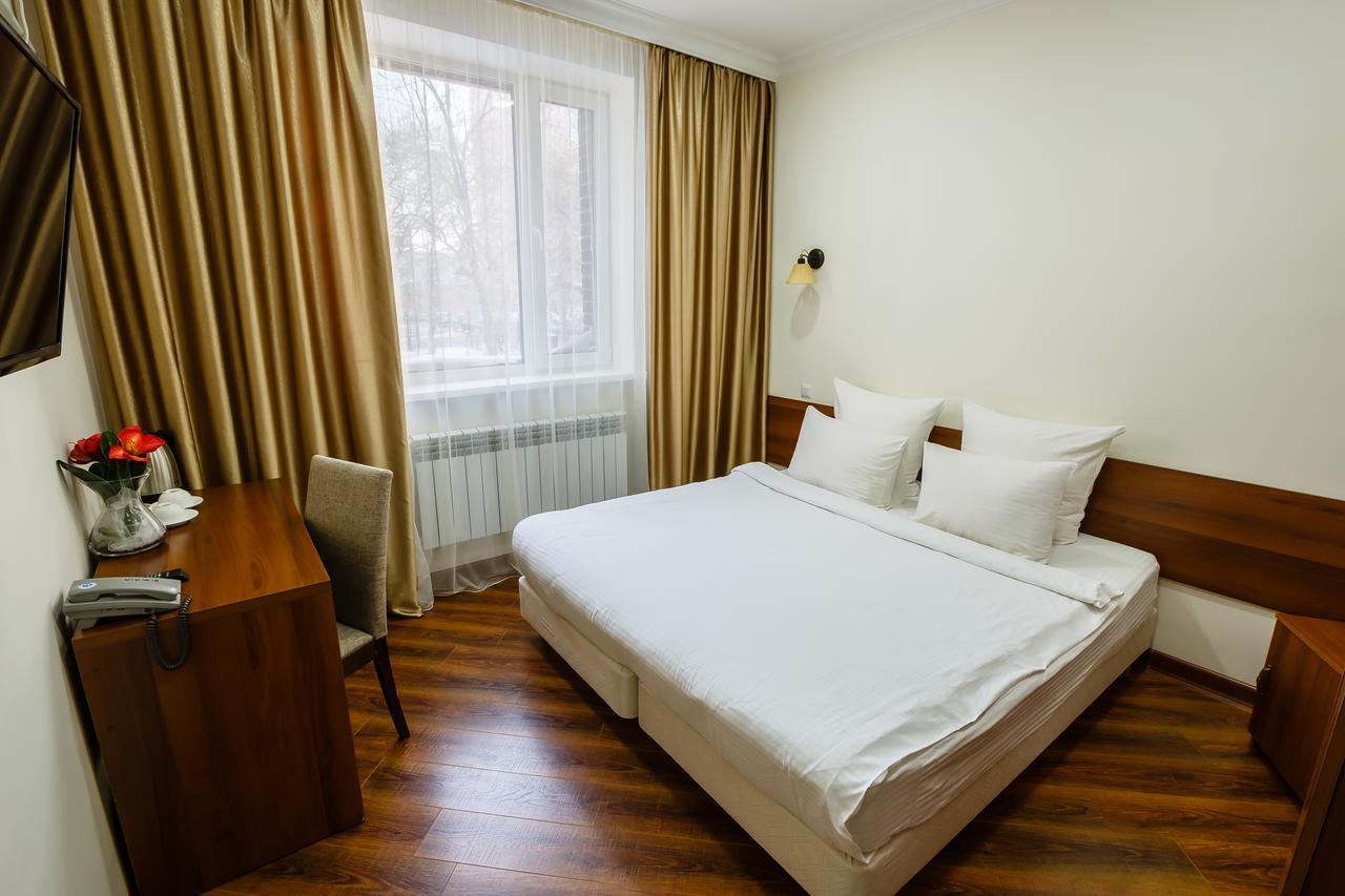 Brown Hotel Asztana Kültér fotó