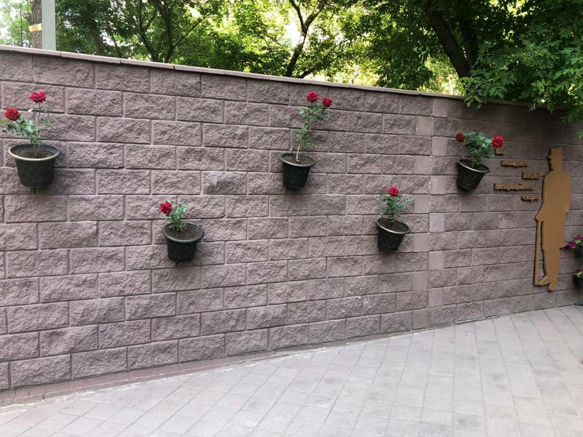Brown Hotel Asztana Kültér fotó