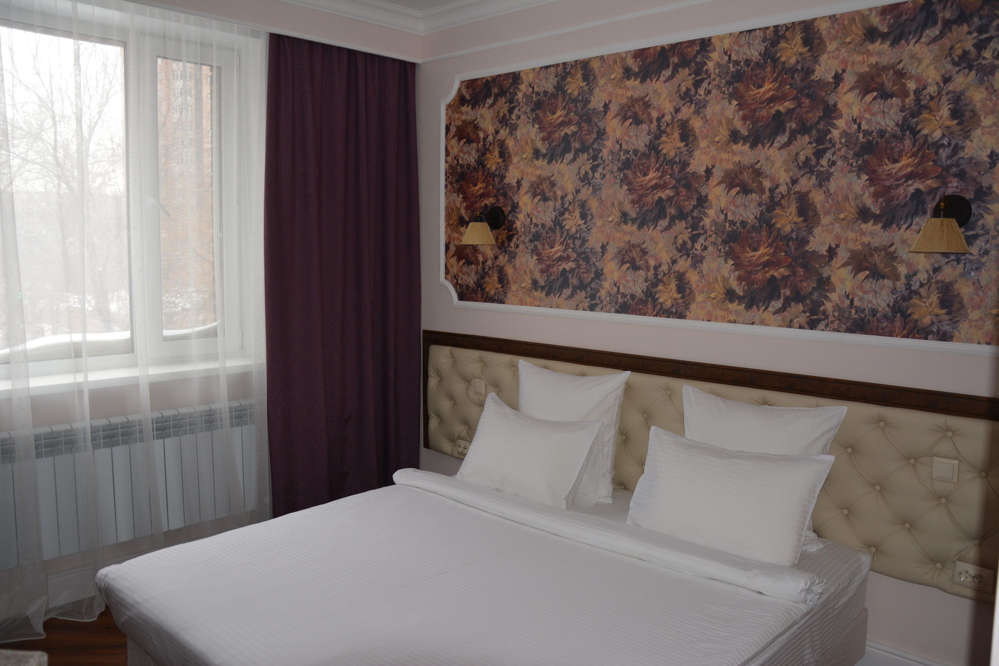 Brown Hotel Asztana Kültér fotó