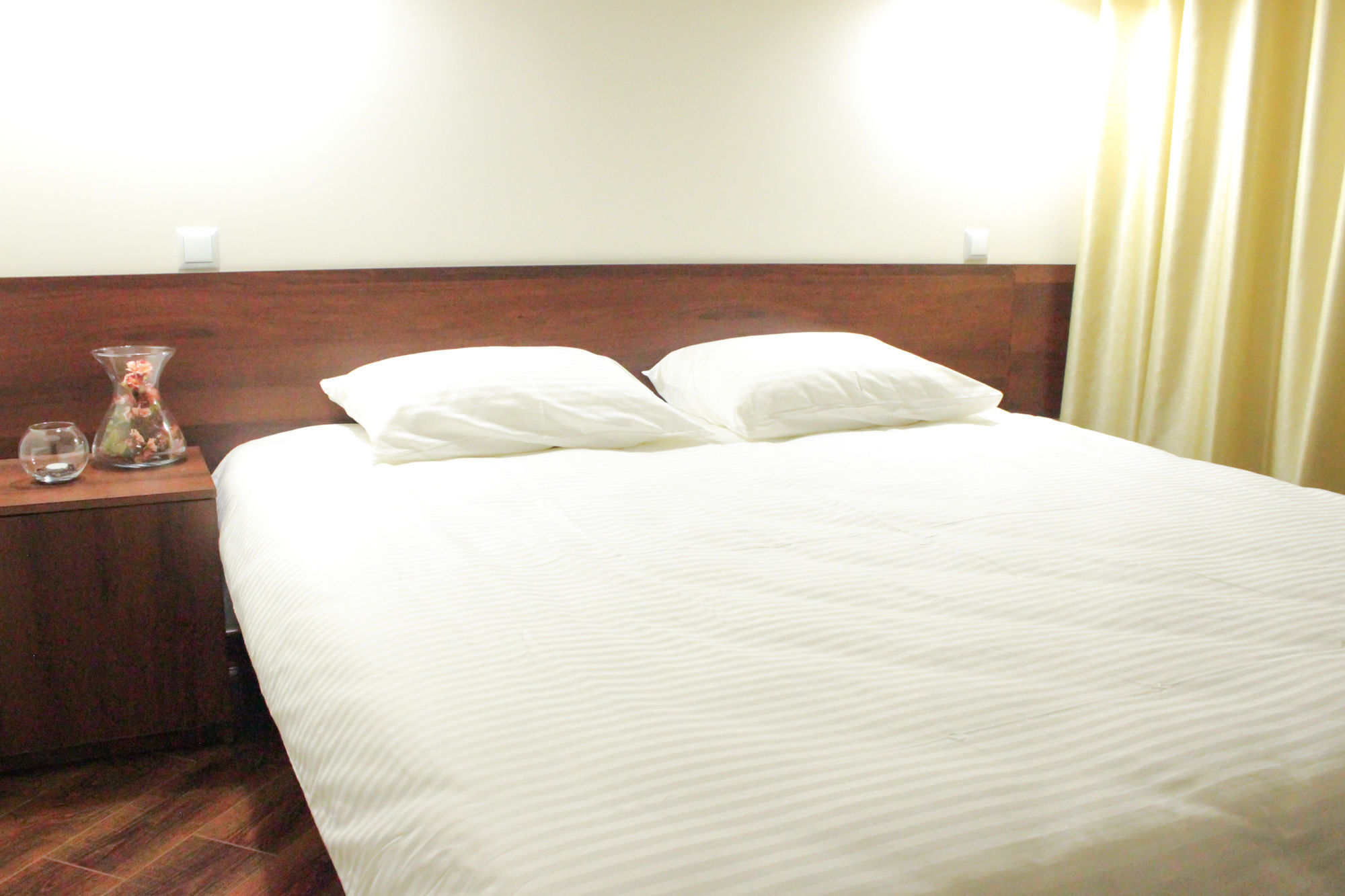 Brown Hotel Asztana Kültér fotó